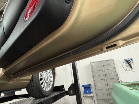 2005 Ford Thunderbird Deluxe