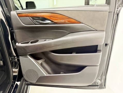 2020 Cadillac Escalade ESV Premium Luxury