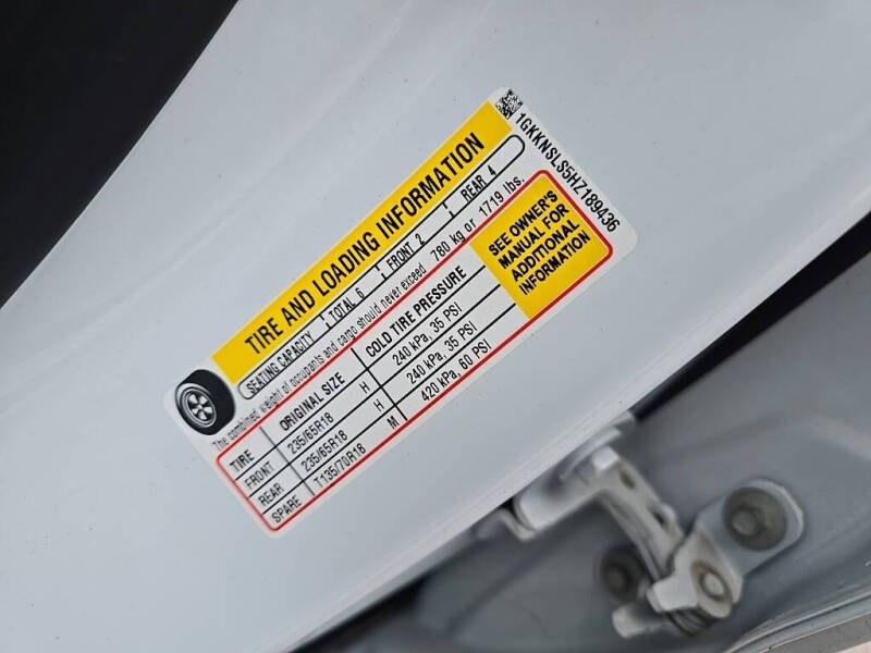 2017 GMC Acadia SLE-2