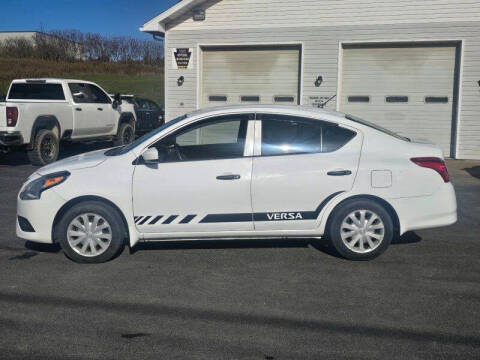 2018 Nissan Versa
