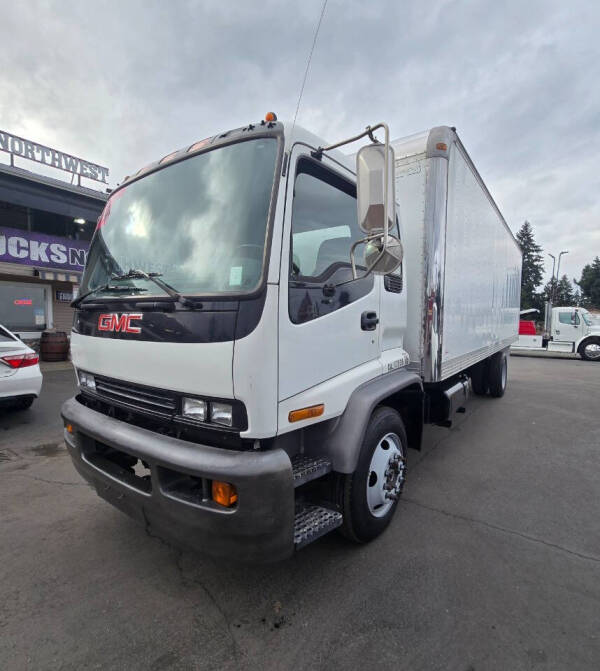 2002 GMC T7500