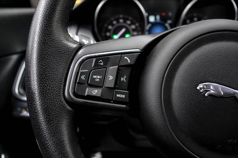 2020 Jaguar E-PACE P250