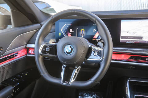 2025 BMW 7 Series 750e xDrive