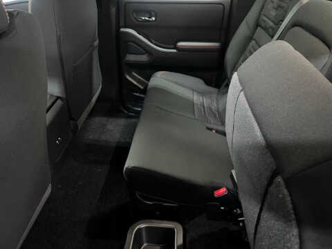 2025 Nissan Frontier