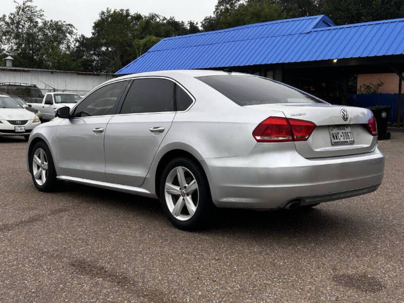2012 Volkswagen Passat SE