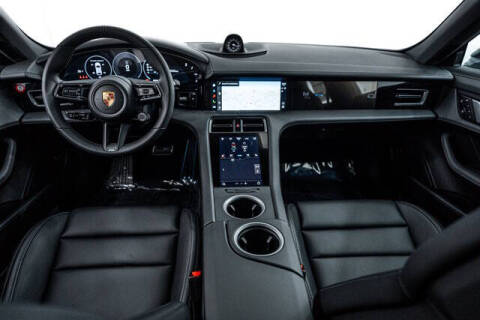 2025 Porsche Taycan 4 Cross Turismo