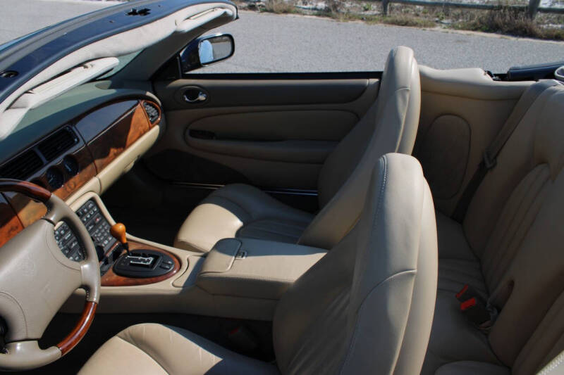 2000 Jaguar XK-Series XK8