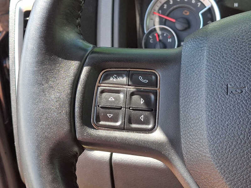 2013 RAM 1500 SLT