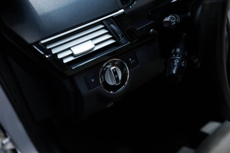 2010 Mercedes-Benz E-Class