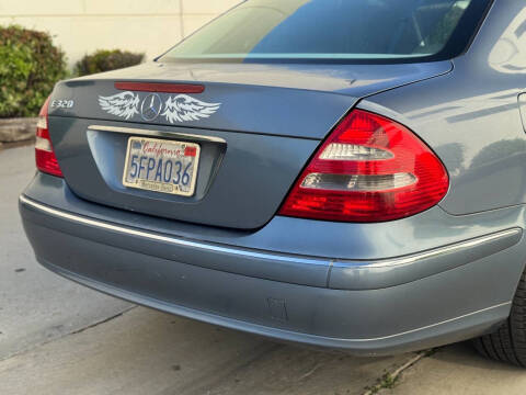 2004 Mercedes-Benz E-Class E 320