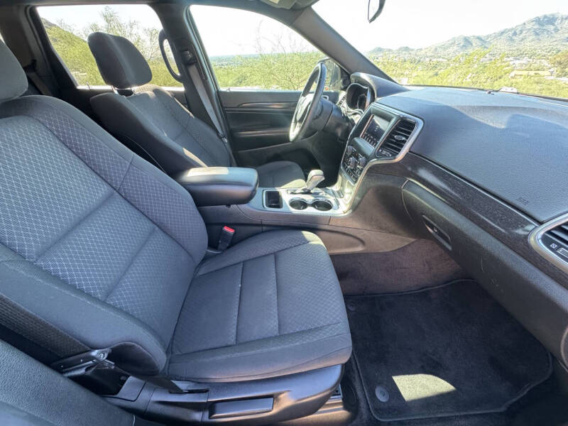 2018 Jeep Grand Cherokee Laredo