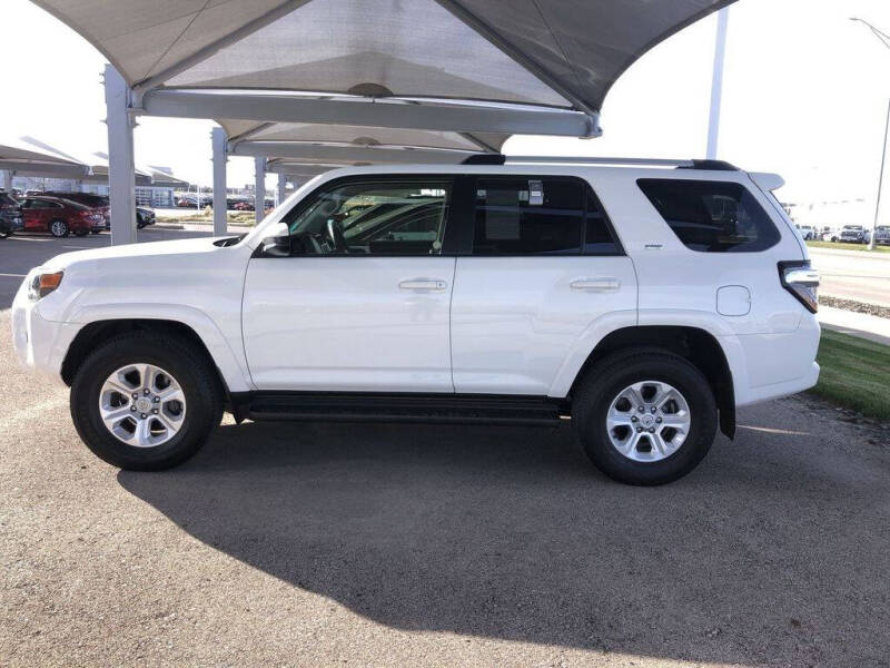 2024 Toyota 4Runner SR5