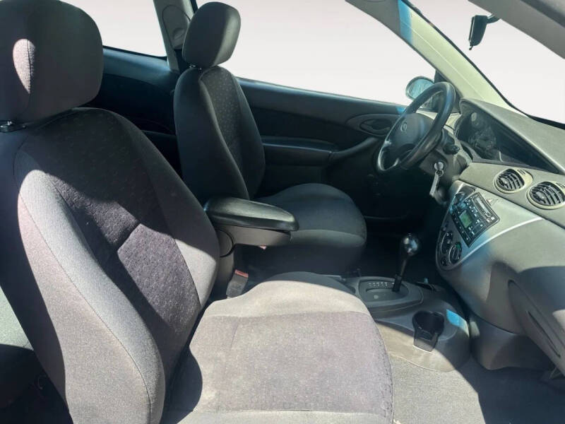 2003 Ford Focus ZX3