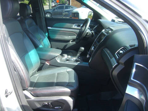 2016 Ford Explorer Sport