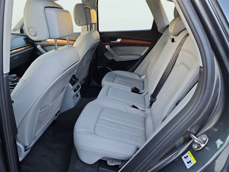 2022 Audi Q5 quattro S line Prem Plus 45 TFSI