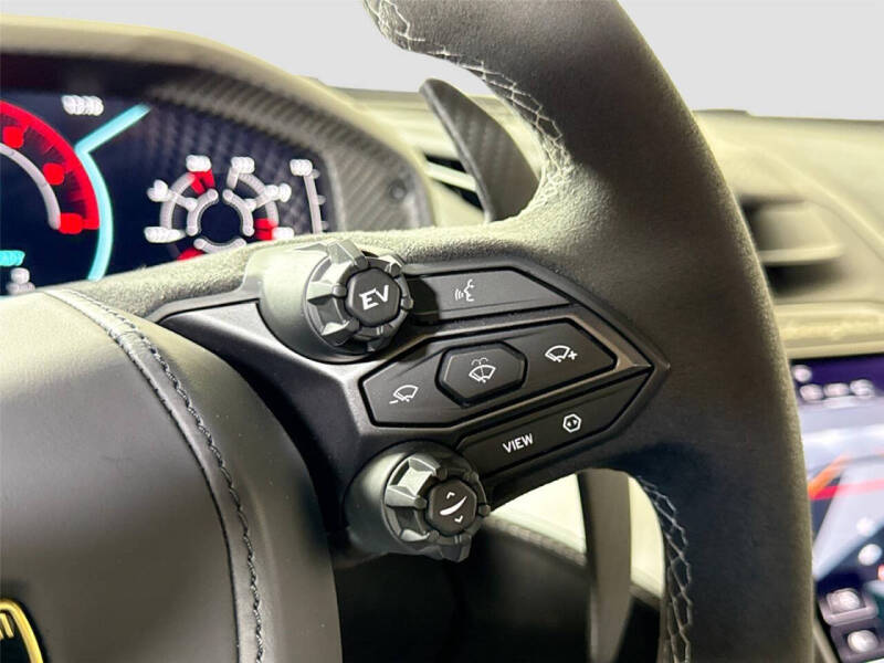 2024 Lamborghini Revuelto