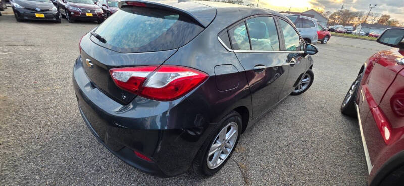 2017 Chevrolet Cruze LT Auto