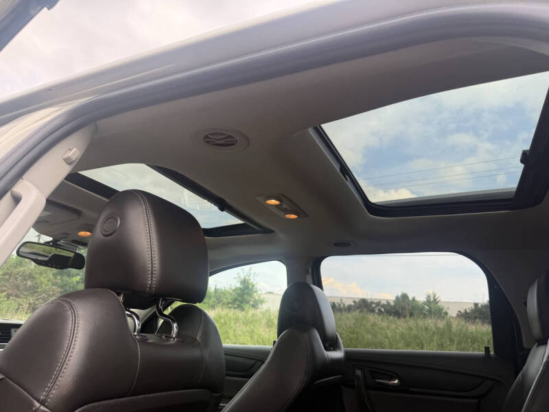 2017 GMC Acadia Limited