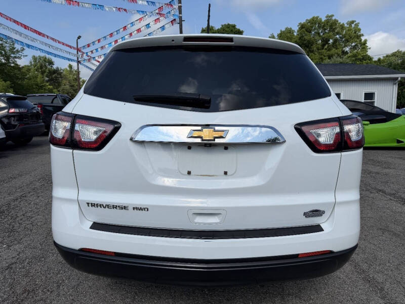 2017 Chevrolet Traverse LS