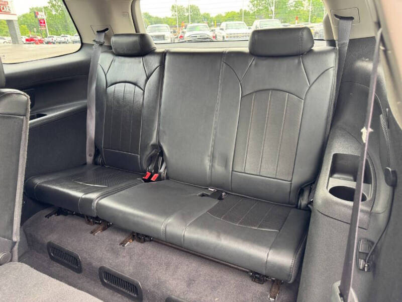 2011 GMC Acadia Denali