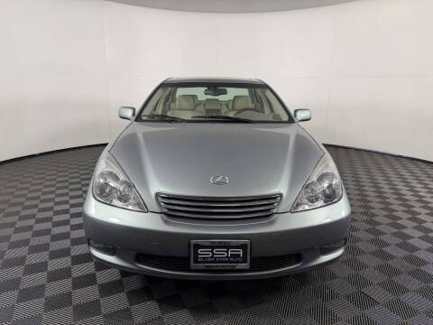 2004 Lexus ES 330