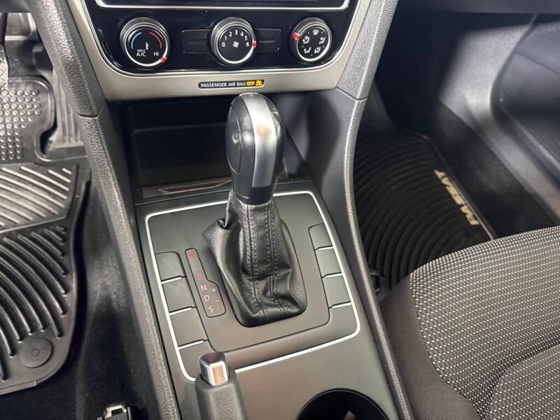 2018 Volkswagen Passat 2.0T S