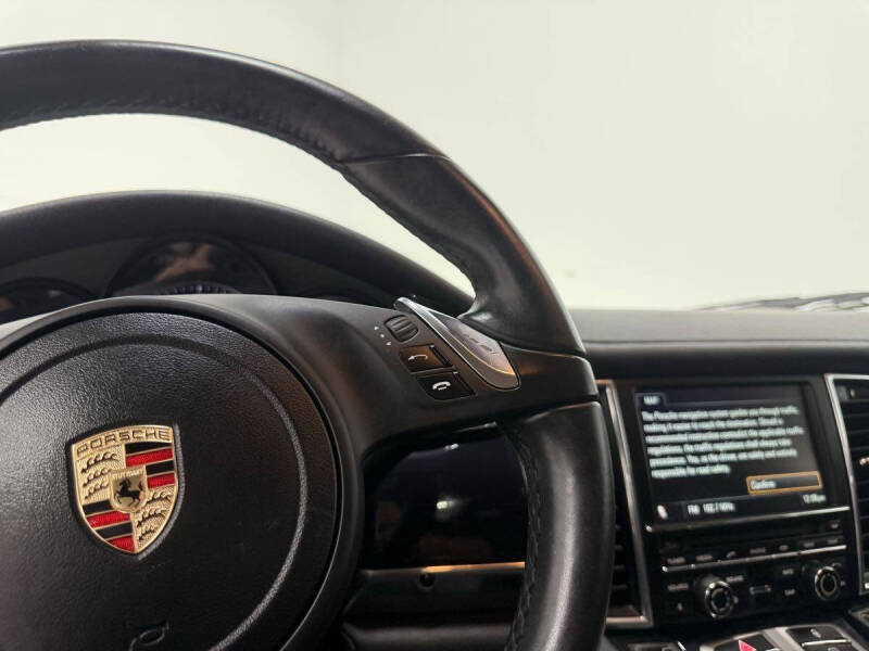 2012 Porsche Panamera