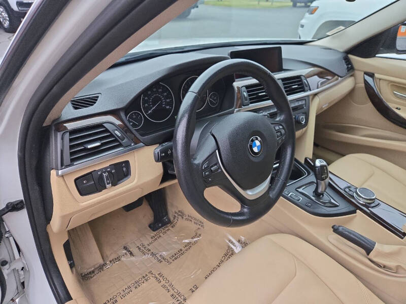 2015 BMW 3 Series 328i xDrive