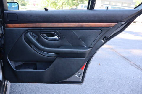 2002 BMW 5 Series 540i