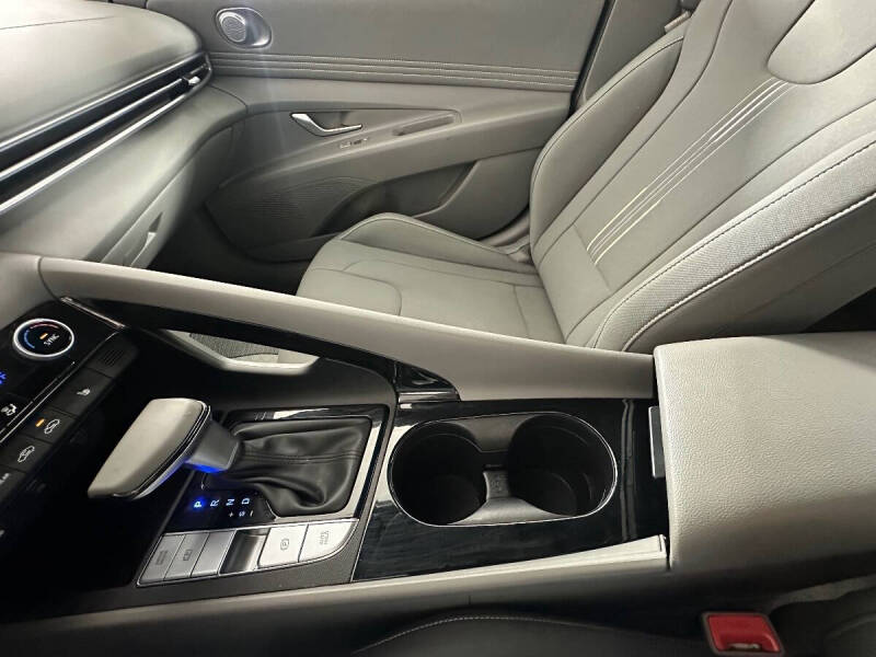 2023 Hyundai Elantra