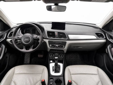 2017 Audi Q3 2.0T Premium