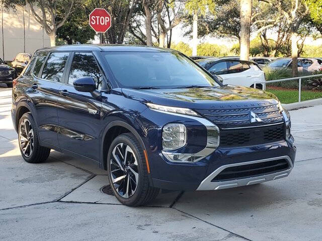 2025 Mitsubishi Outlander PHEV SE