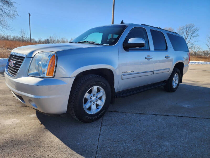 2013 GMC Yukon XL for sale at MAD MOTORS LLC in Saint Cloud MN