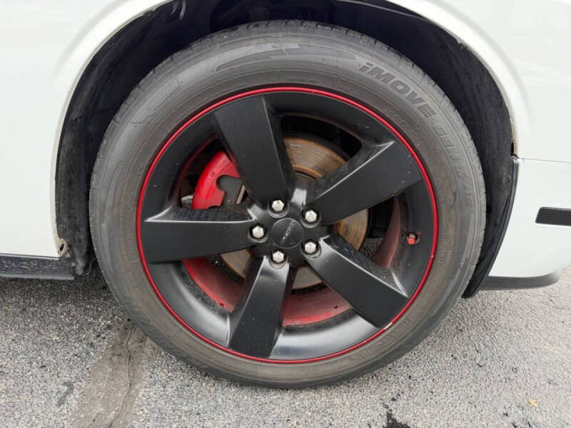 2013 Dodge Challenger SXT