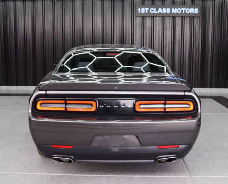 2020 Dodge Challenger SXT