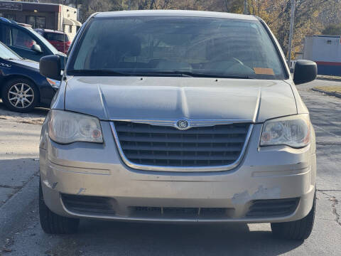 2008 Chrysler Town and Country LX