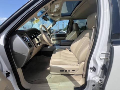 2011 Ford Expedition XLT