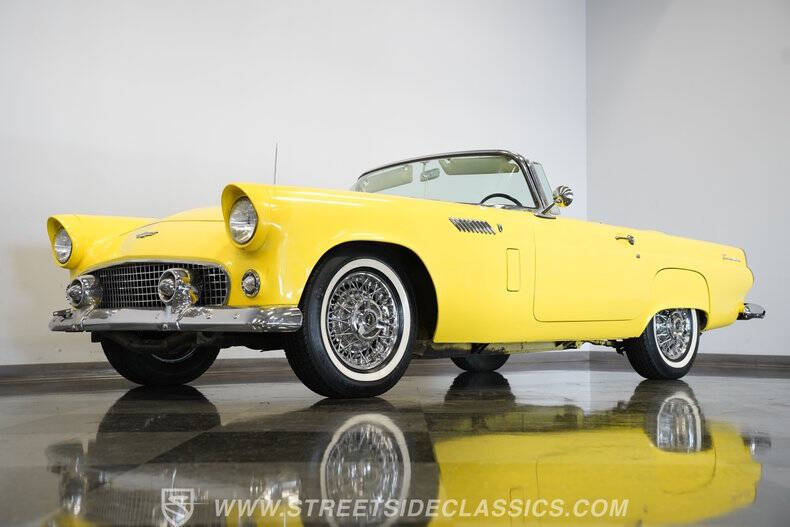1956 Ford Thunderbird