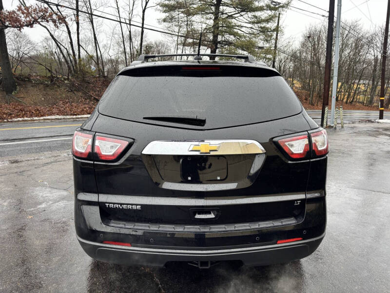 2017 Chevrolet Traverse LT