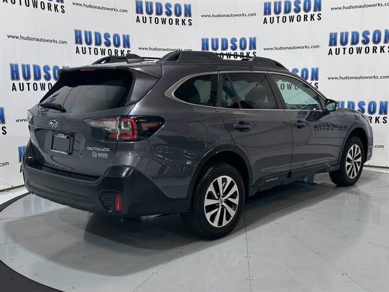 2022 Subaru Outback Premium