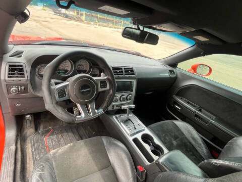 2013 Dodge Challenger SRT8 392