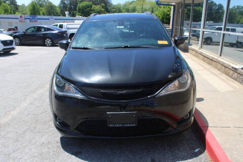 2018 Chrysler Pacifica Touring L Plus