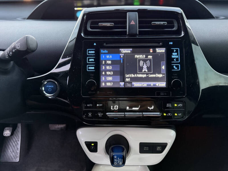 2016 Toyota Prius Three