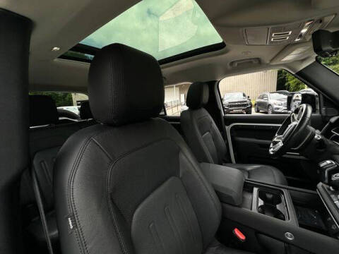 2022 Land Rover Defender 110 S