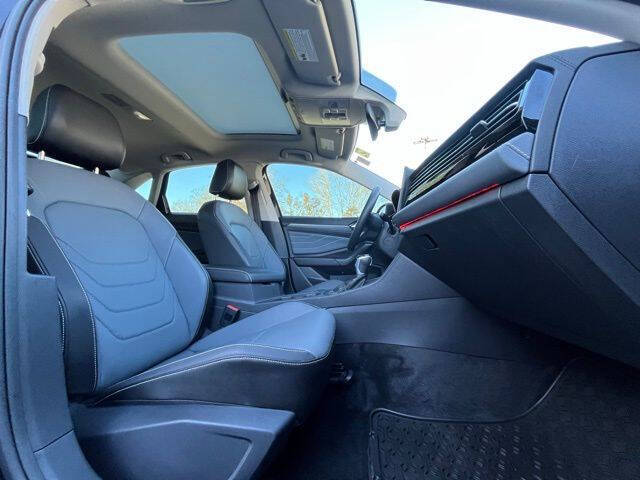 2025 Volkswagen Jetta SEL