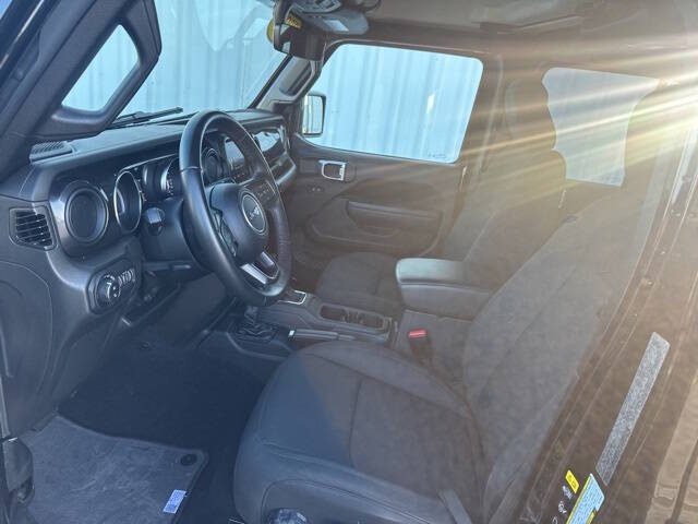 2022 Jeep Gladiator Altitude