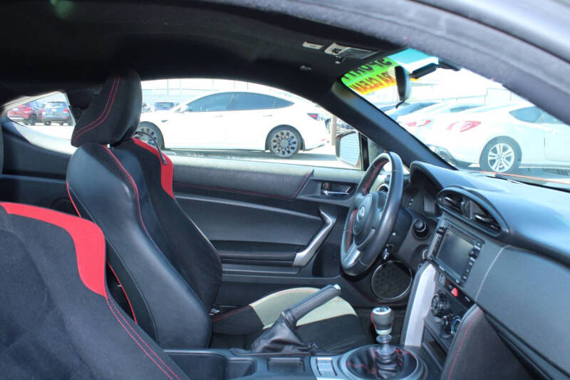 2015 Scion FR-S