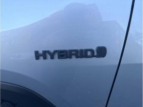 2019 Toyota RAV4 Hybrid XLE