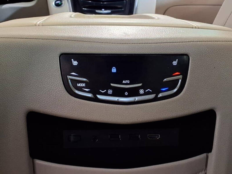 2019 Cadillac Escalade ESV Premium Luxury