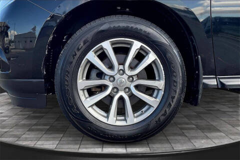 2014 Nissan Pathfinder S